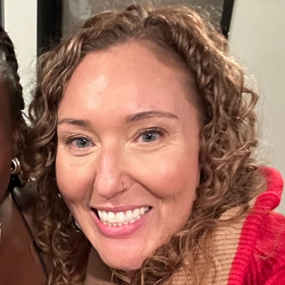 Meet your Posh Ambassador, Megan - Picture 5 of 7